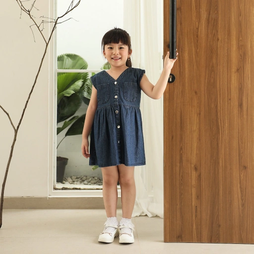 Image of Olive Dress Kids | Dress Denim Anak Perempuan | Usia 1-10 Tahun | Baju Anak Perempuan |  Fashion Anak | TutuKids