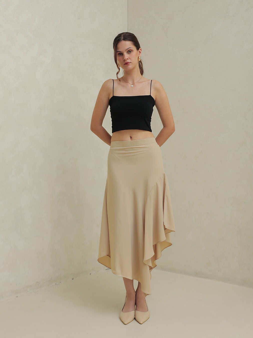 [Tutuloph] Mae Skirt | Rok Midi Ruffle Asimetris Wanita | Rok Gelombang Elegan & Stylish – Fit to Big Size, Cocok untuk Casual & Semi Formal Look