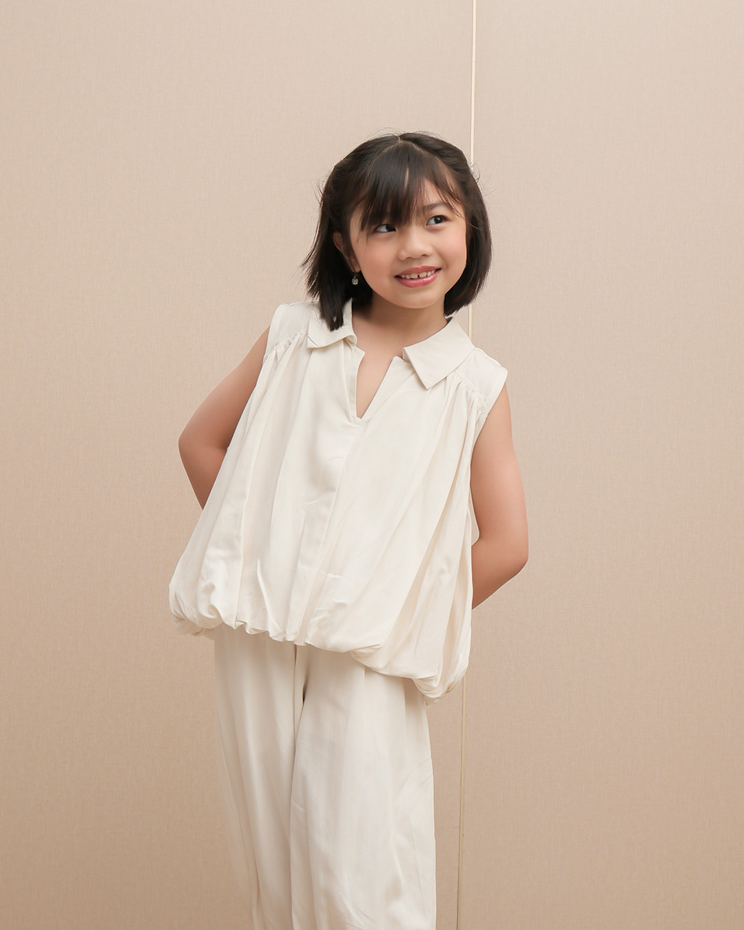 Nora Blouse Kids | Sleeveless Blouse Anak Perempuan | Atasan Anak Casual V-Neck Kerah | Usia 1-8 Tahun | TutuKids