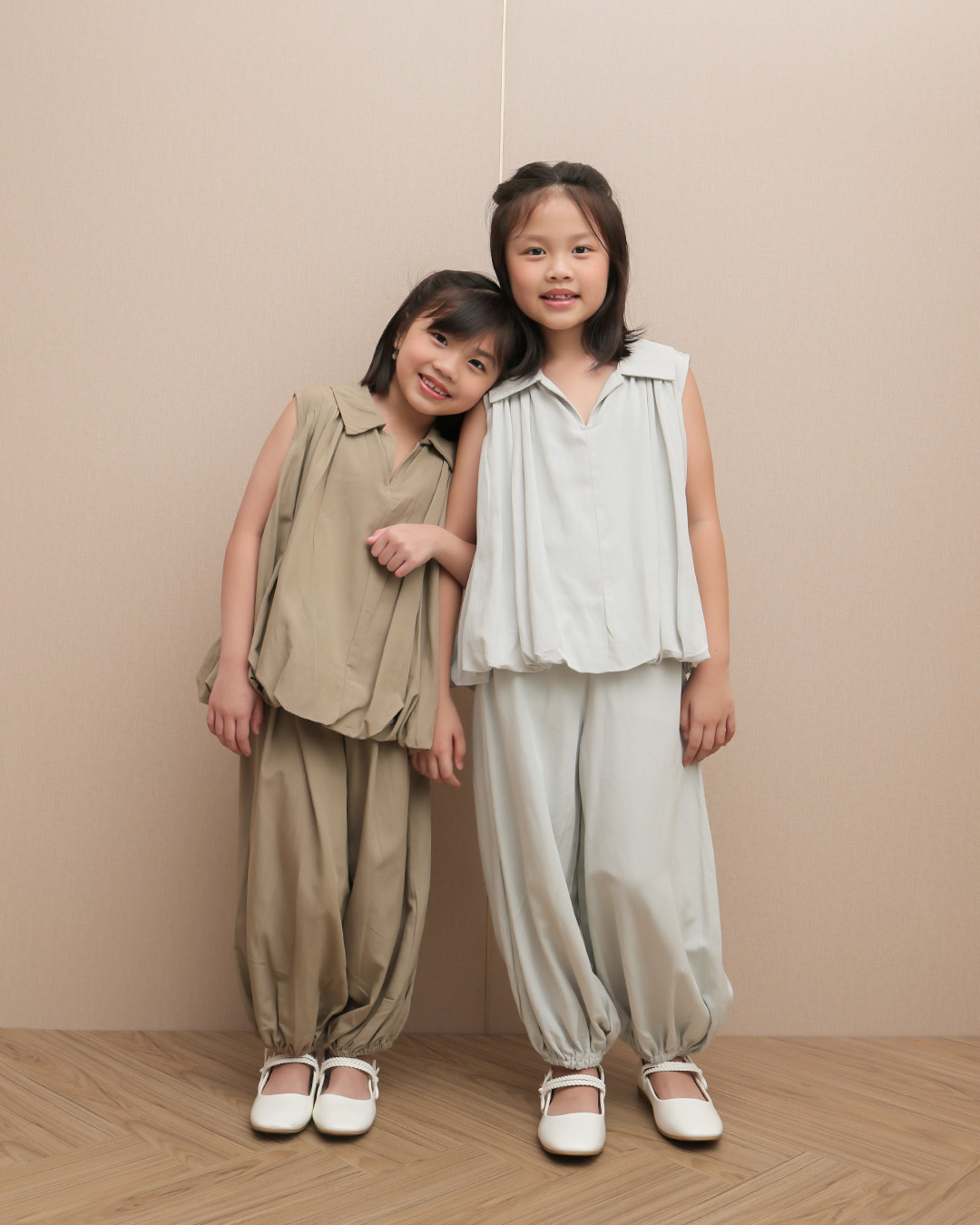 Nora Blouse Kids | Sleeveless Blouse Anak Perempuan | Atasan Anak Casual V-Neck Kerah | Usia 1-8 Tahun | TutuKids