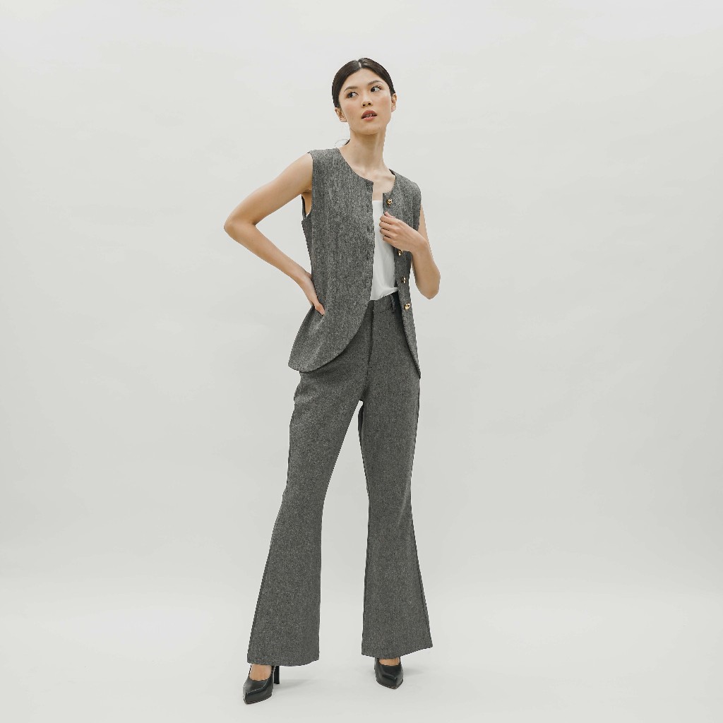 [Tutuloph] Calla Vest Top | Vest Wanita Premium Kancing Gold | Luaran Elegan & Casual – Koleksi Eksklusif Fit to Big Size