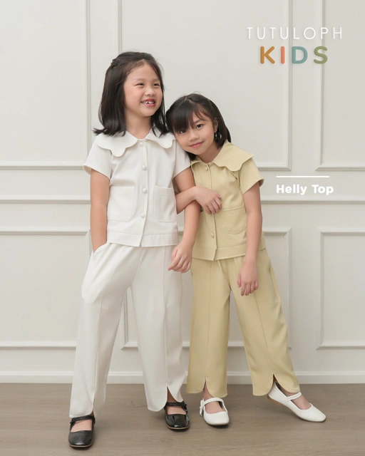 Helly Top Kids | Blouse Anak Perempuan Lengan Pendek | Atasan Anak Casual Peterpan Collar Kancing Depan | Usia 1-8 Tahun | TutuKids