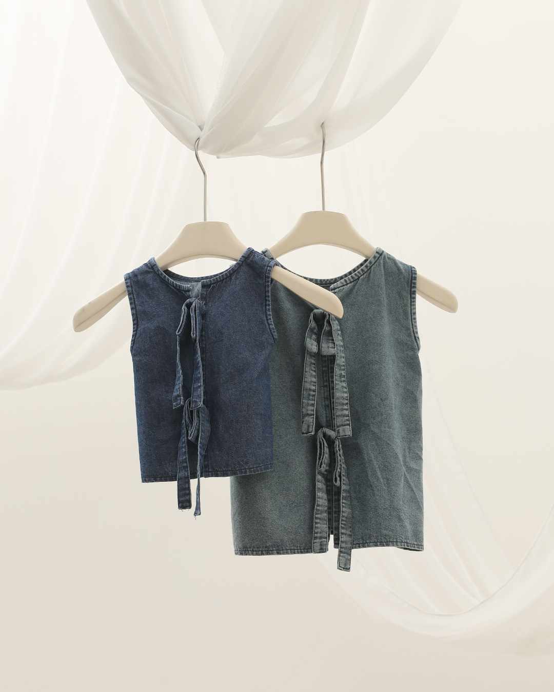 Lina Blouse Kids | Sleeveless Top Tali Pita Baju Denim Anak Perempuan | Usia 1-8 Tahun | Atasan Jeans Anak Perempuan | Fashion Anak | TutuKids