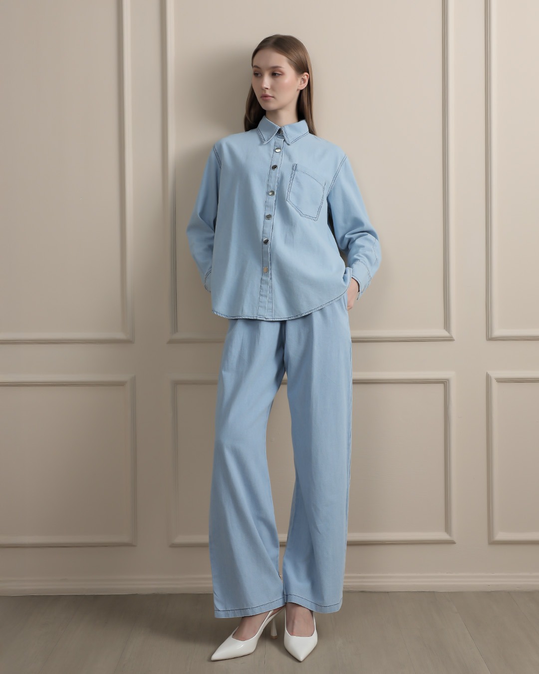 [Tutuloph] Alvie Shirt | Kemeja Wanita Denim Oversized | Atasan Kancing Jeans Lengan Panjang | Long Shirt Casual Bigsize
