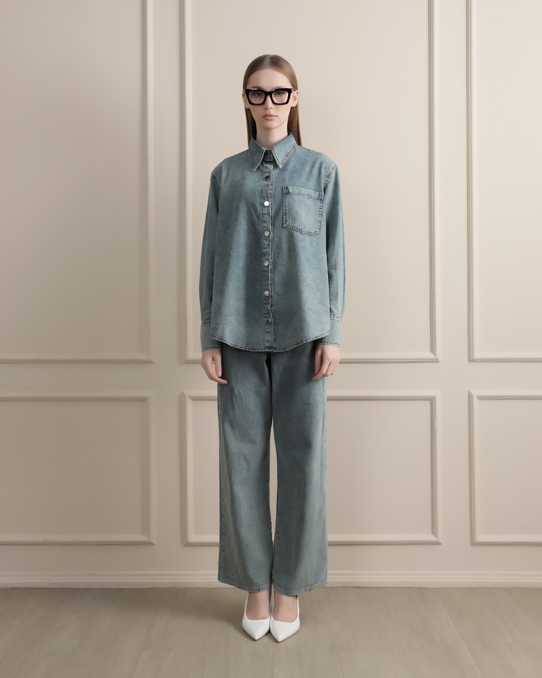[Tutuloph] Alvie Shirt | Kemeja Wanita Denim Oversized | Atasan Kancing Jeans Lengan Panjang | Long Shirt Casual Bigsize