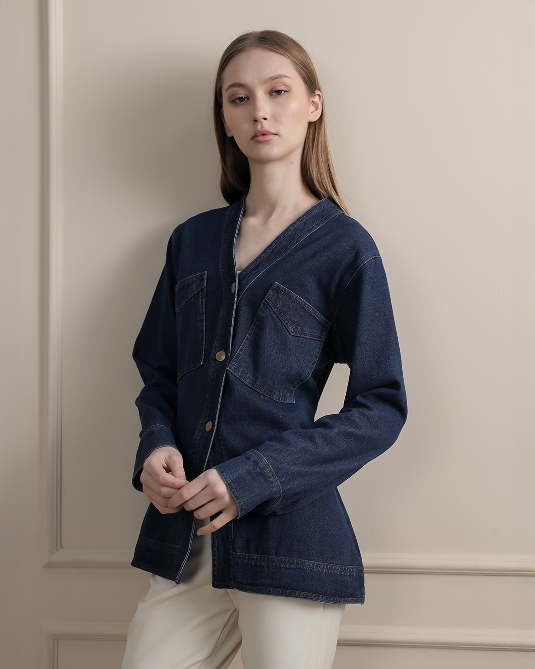 [Tutuloph] Eula Top | Atasan Wanita Denim V-Neck | Lengan Panjang Denim Jeans | Denim Collection Casual | Regular Casual Big Size