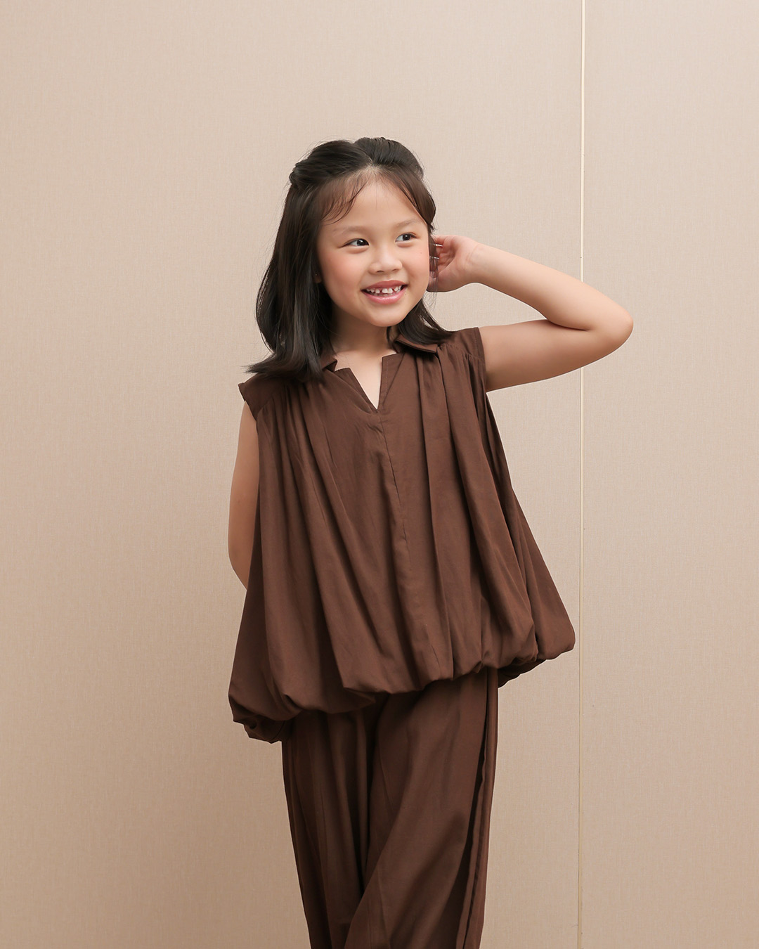 Nora Blouse Kids | Sleeveless Blouse Anak Perempuan | Atasan Anak Casual V-Neck Kerah | Usia 1-8 Tahun | TutuKids