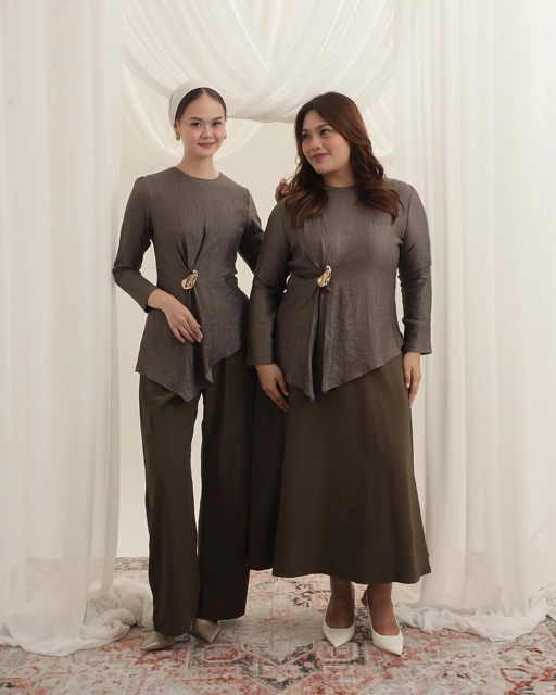 Image of [Tutuloph] Mira Blouse | Blouse Wanita Elegan Raya Collection | One Button Lengan Panjang | Regular Casual Big Size