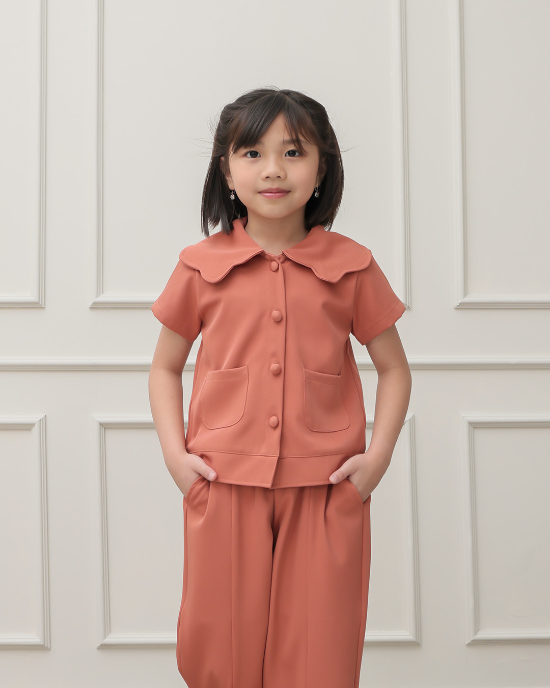 Helly Top Kids | Blouse Anak Perempuan Lengan Pendek | Atasan Anak Casual Peterpan Collar Kancing Depan | Usia 1-8 Tahun | TutuKids