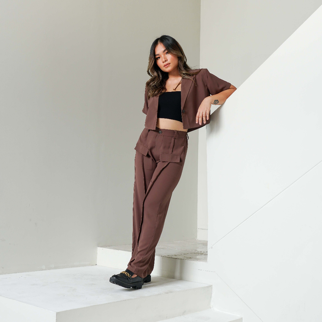 [Tutuloph] Kelly Blazer Cropped Short - Sleeve Blazer | Casual Blazer| Fashion Wanita Jumbo Normal Bigsize