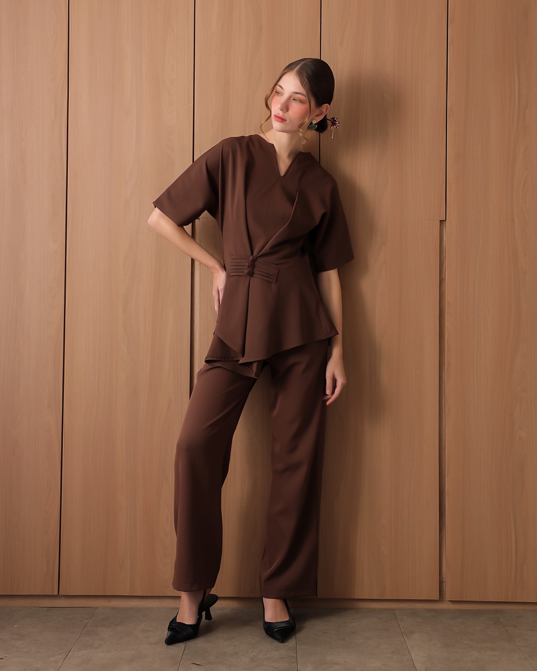 [Tutuloph] Julie Blouse | Blouse Wanita Lengan Pendek Asymmetric V-Neck | Atasan Imlek Modern | CNY Edition | Normal Big Size