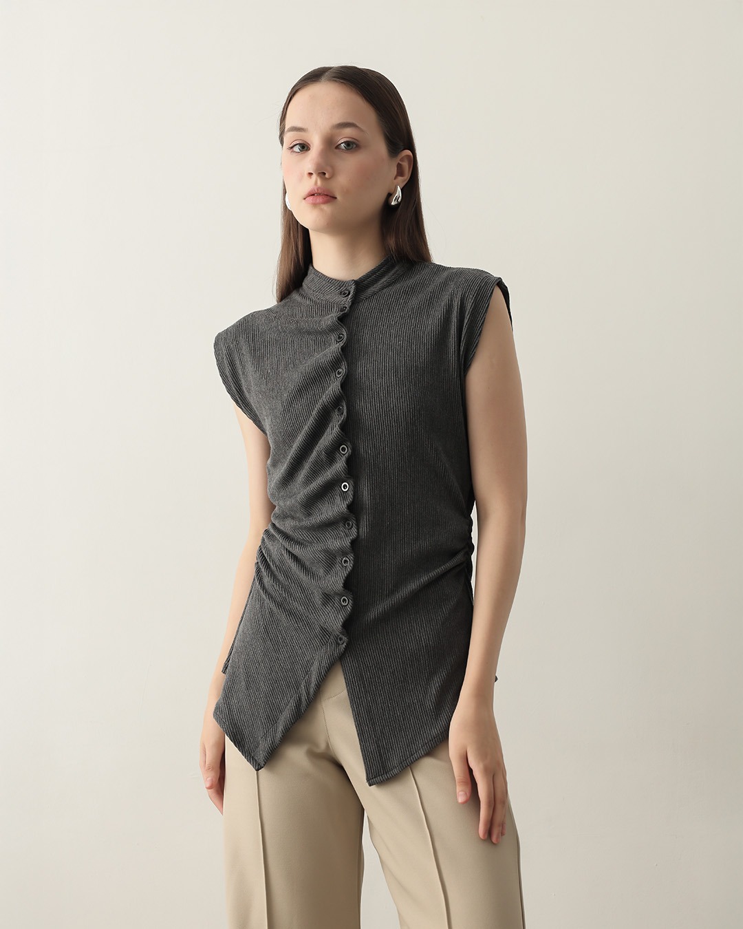 [Tutuloph] Luna Blouse | Blouse Premium Knit Top Tanpa Lengan | Blouse Kancing Sleeveless | Atasan Wanita Casual Fashion Normal Bigsize