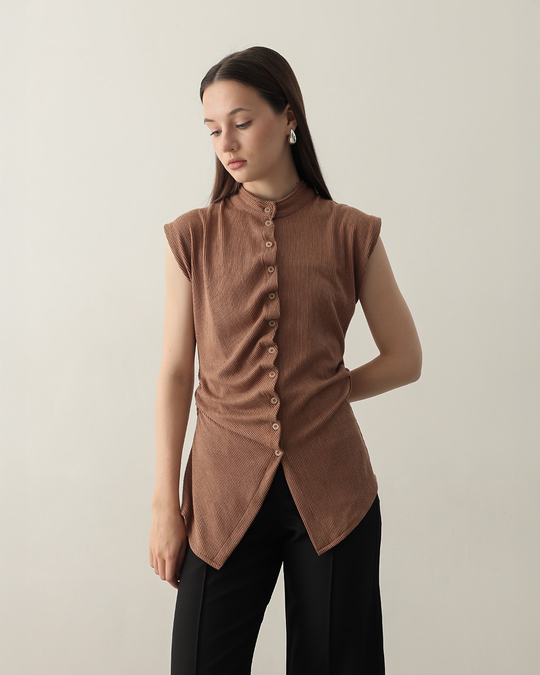 [Tutuloph] Luna Blouse | Blouse Premium Knit Top Tanpa Lengan | Blouse Kancing Sleeveless | Atasan Wanita Casual Fashion Normal Bigsize