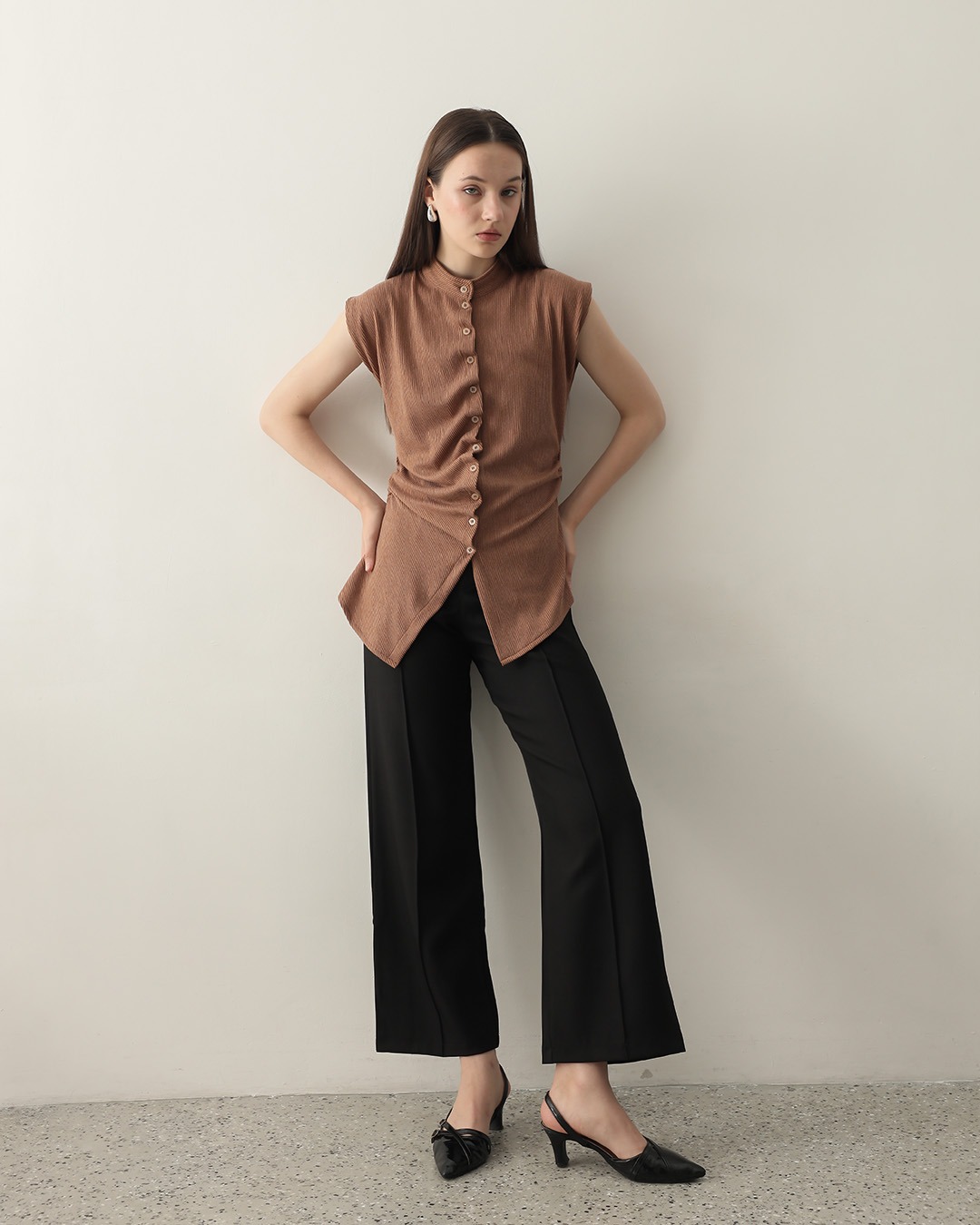 [Tutuloph] Luna Blouse | Blouse Premium Knit Top Tanpa Lengan | Blouse Kancing Sleeveless | Atasan Wanita Casual Fashion Normal Bigsize