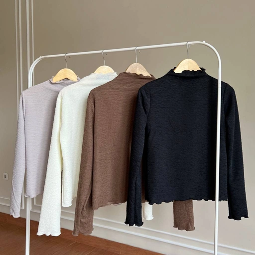 Image of Anna Top by Dielle Official / Longsleeve top / Pinterest aesthetic top / Texture Top