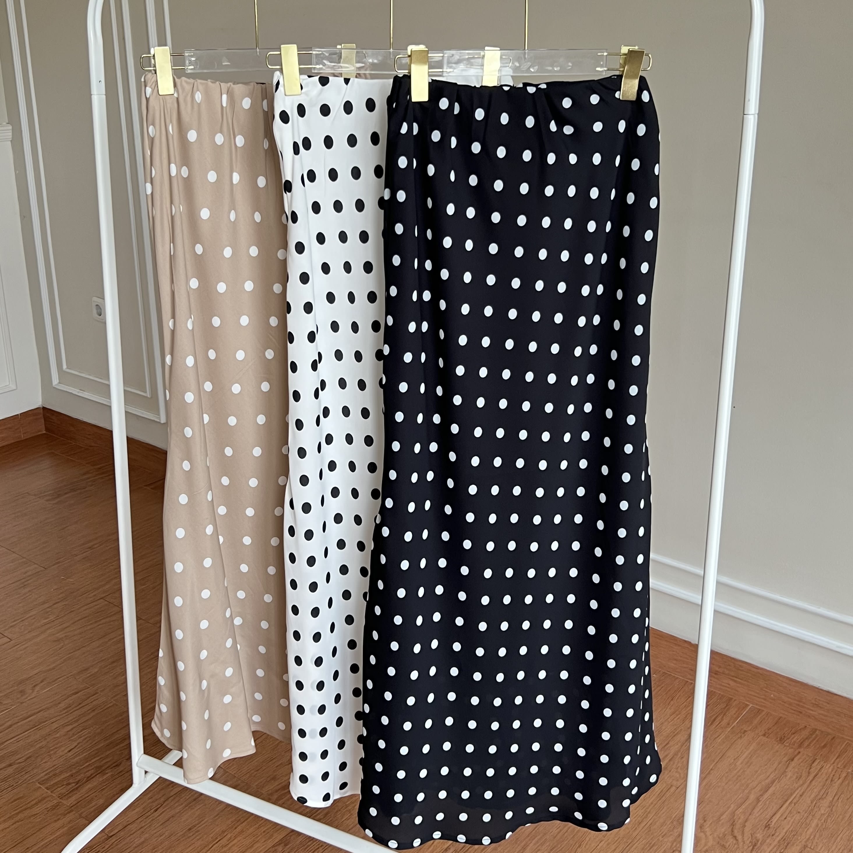 Olivia Polka Skirt by Dielle Official / Flare Skirt / Aesthetic Skirt / Polkadot Skirt