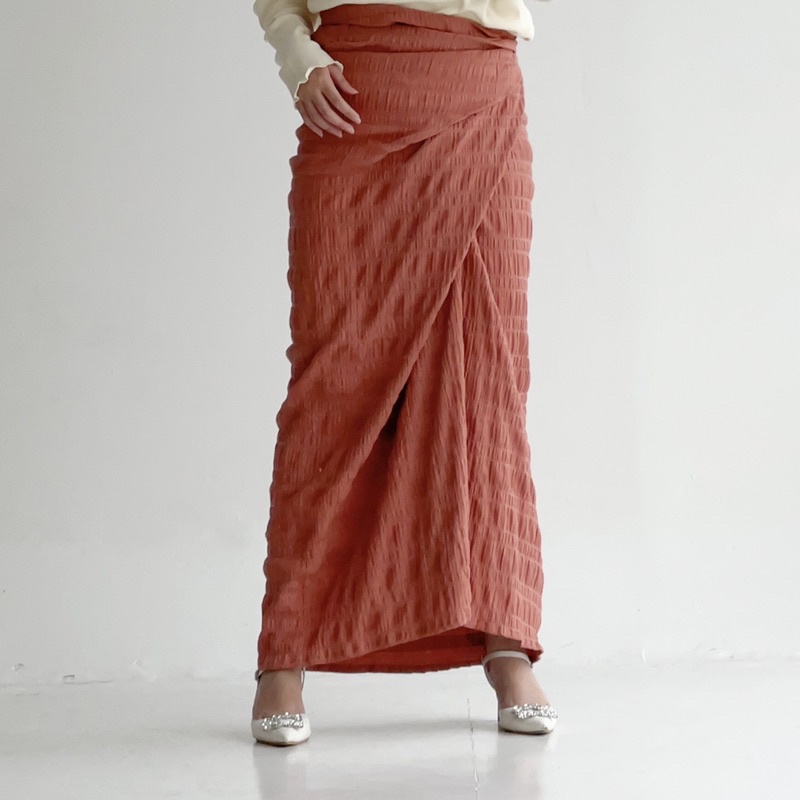 Siti Wrap Skirt by Dielle Official