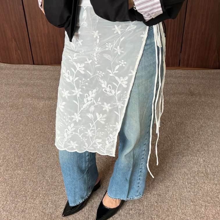 Ivy Layering Skirt by Dielle Official / Lace Skirt / Apron Skirt / Lace Wrap Skirt / Chantily Skirt / See - Through wrap skirt