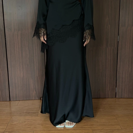 Image of SOFIA SKIRT