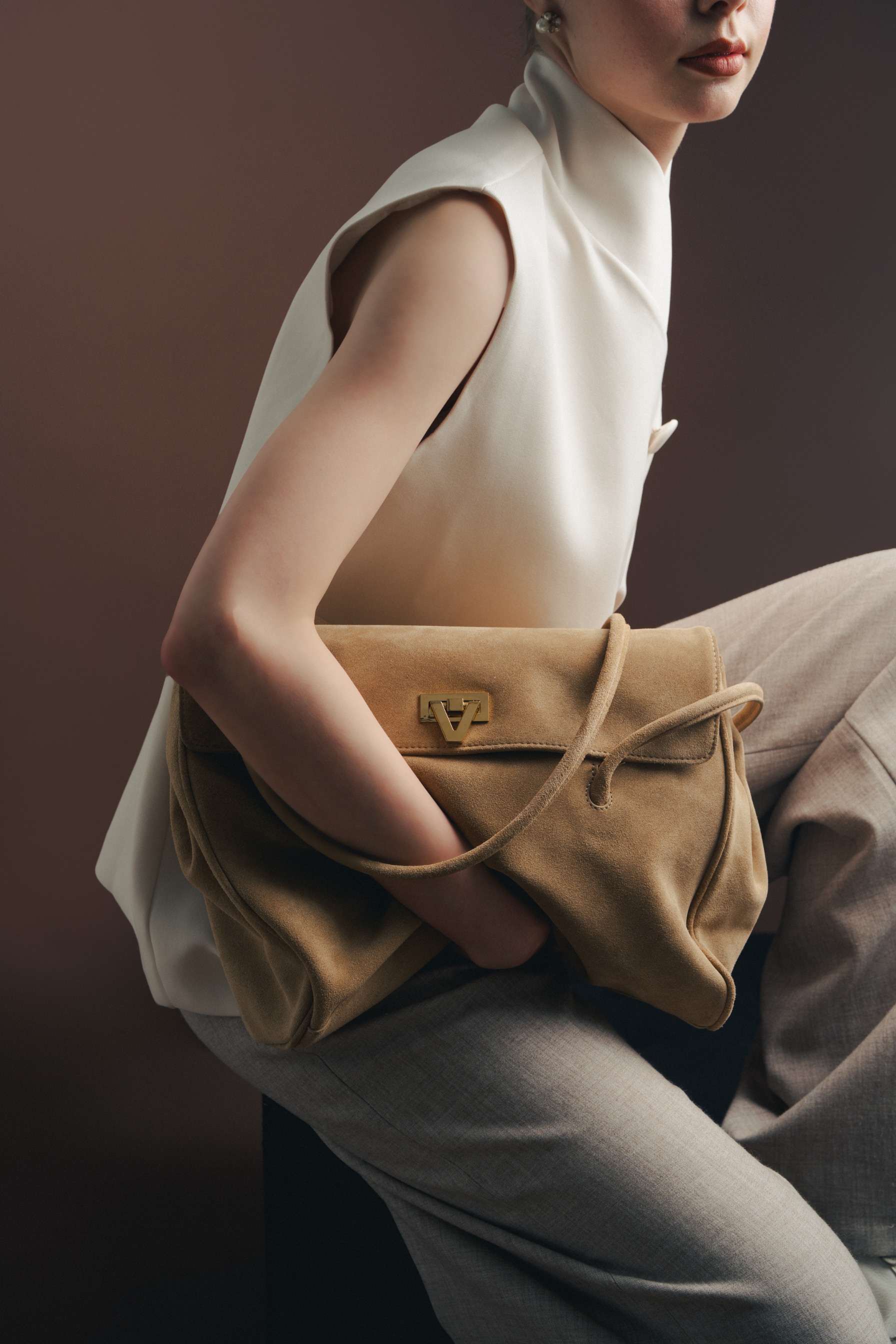 PO COSMO SOUFFLE SUEDE Start Shipping End of October 2026