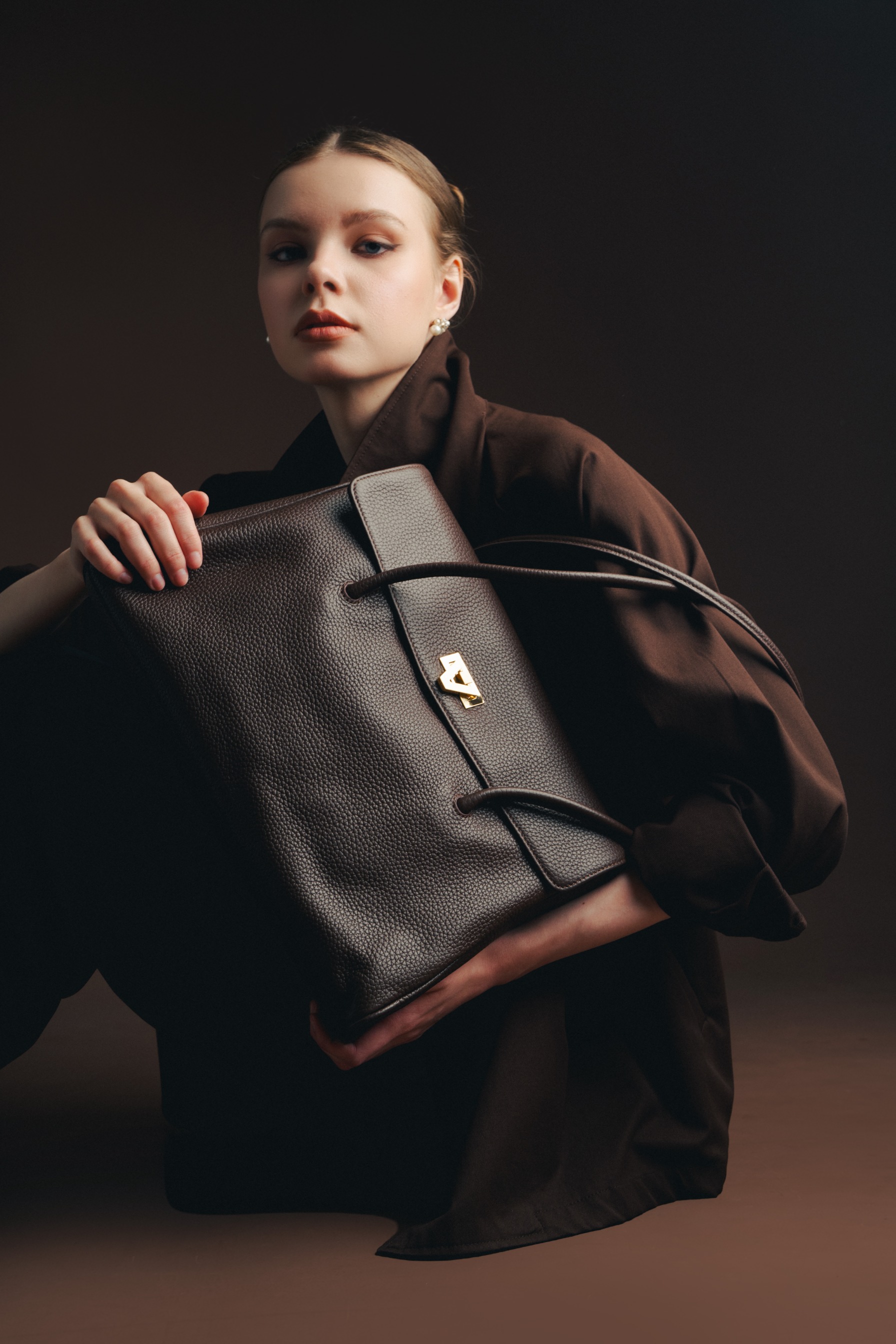 PO COSMO COCOA BROWN Start Shipping End of October 2026