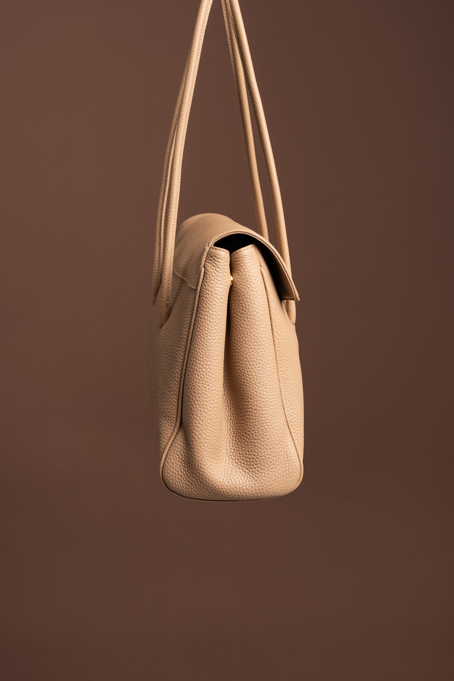 PO COSMO BISQUE BEIGE Shipping start end of october