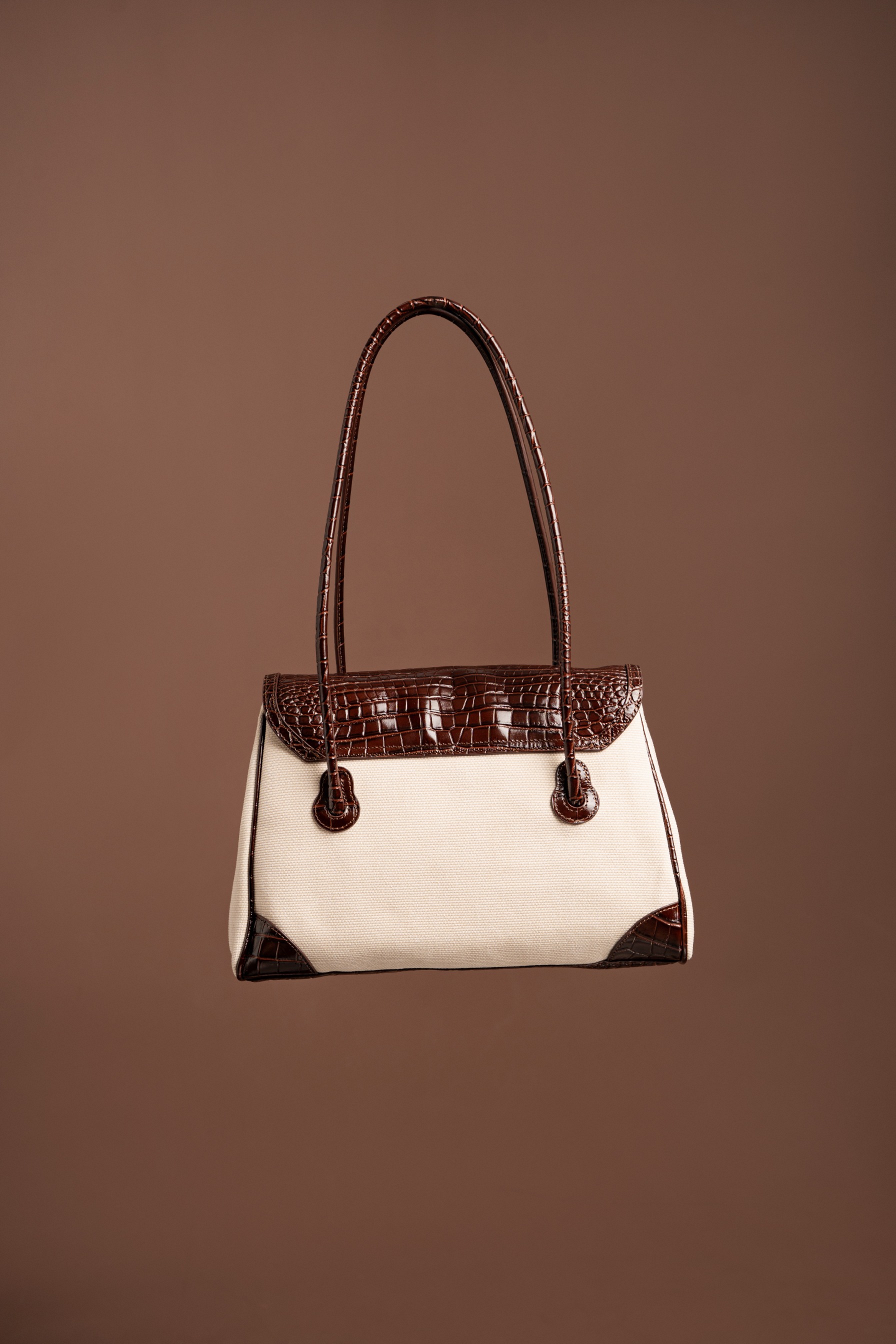 PO COSMO CANVAS CROCO STAMP START SHIPPING 25 SEPTEMBER 2026