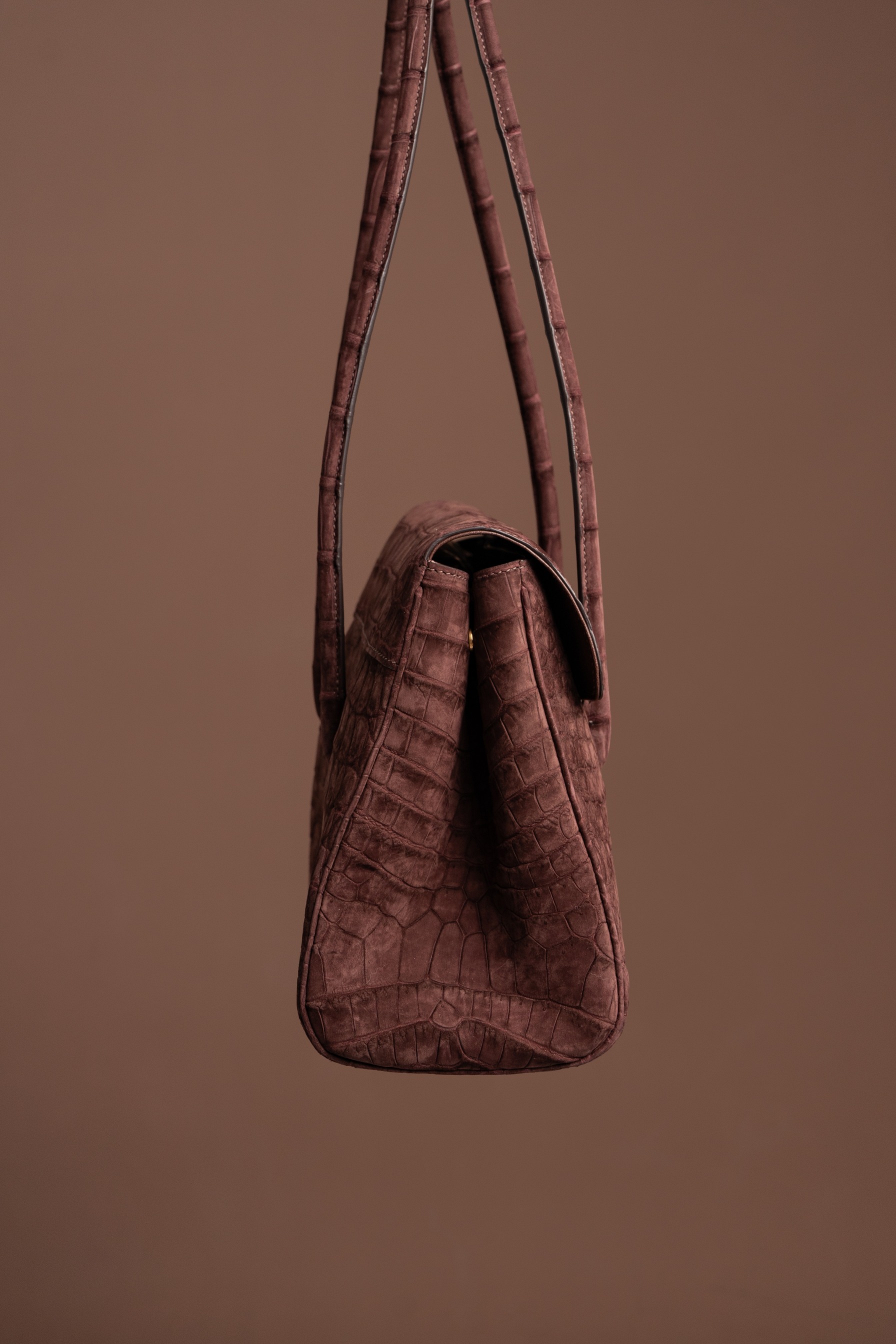 PRE-ORDER EXOTIC COSMO SUEDE CROCO - CACAO BRIQUE START SHIPPING NOVEMBER 2026