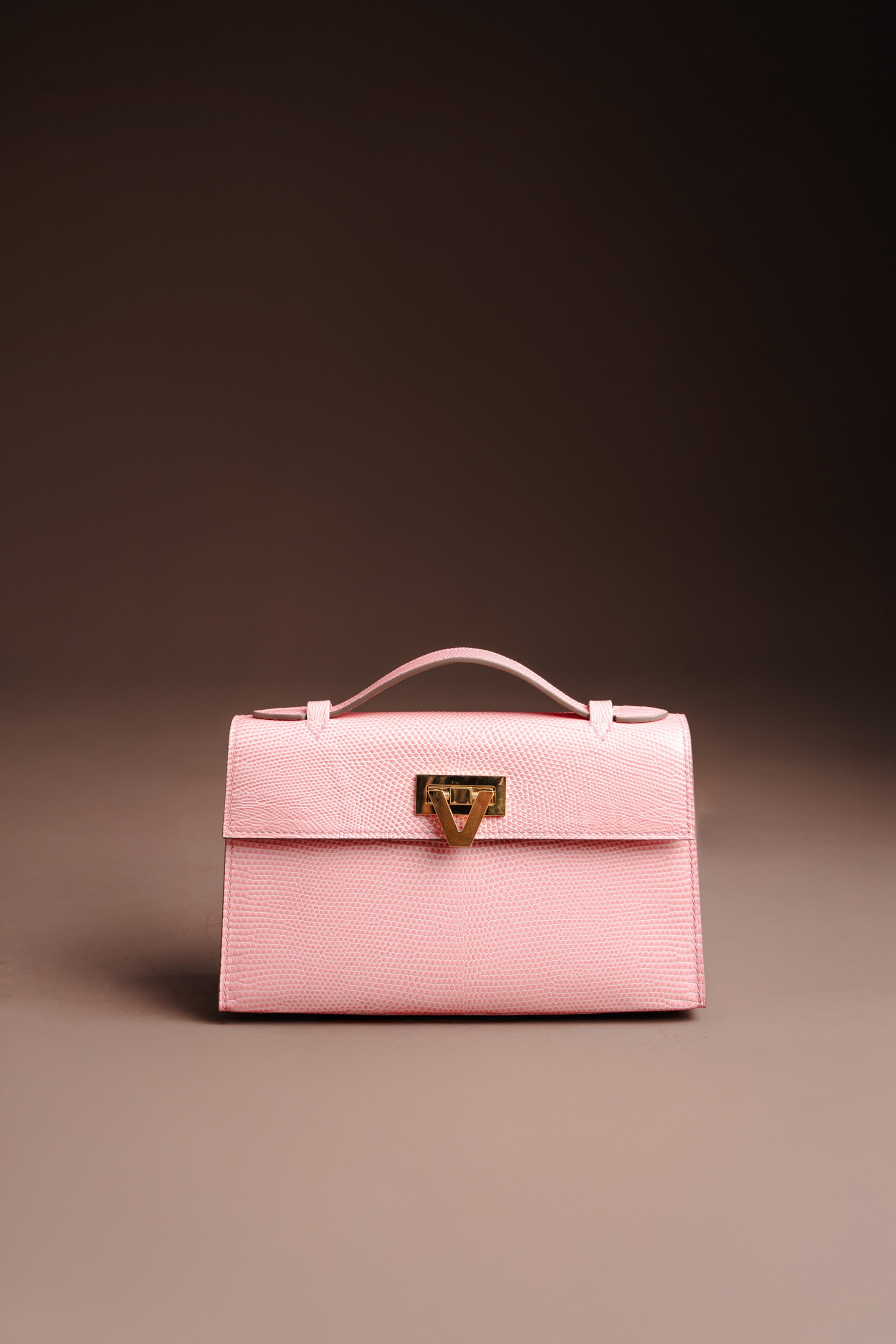 PO The Luxury Exotic Heart Bag - Pink Lizard Start Shipping NOVEMBER 2026