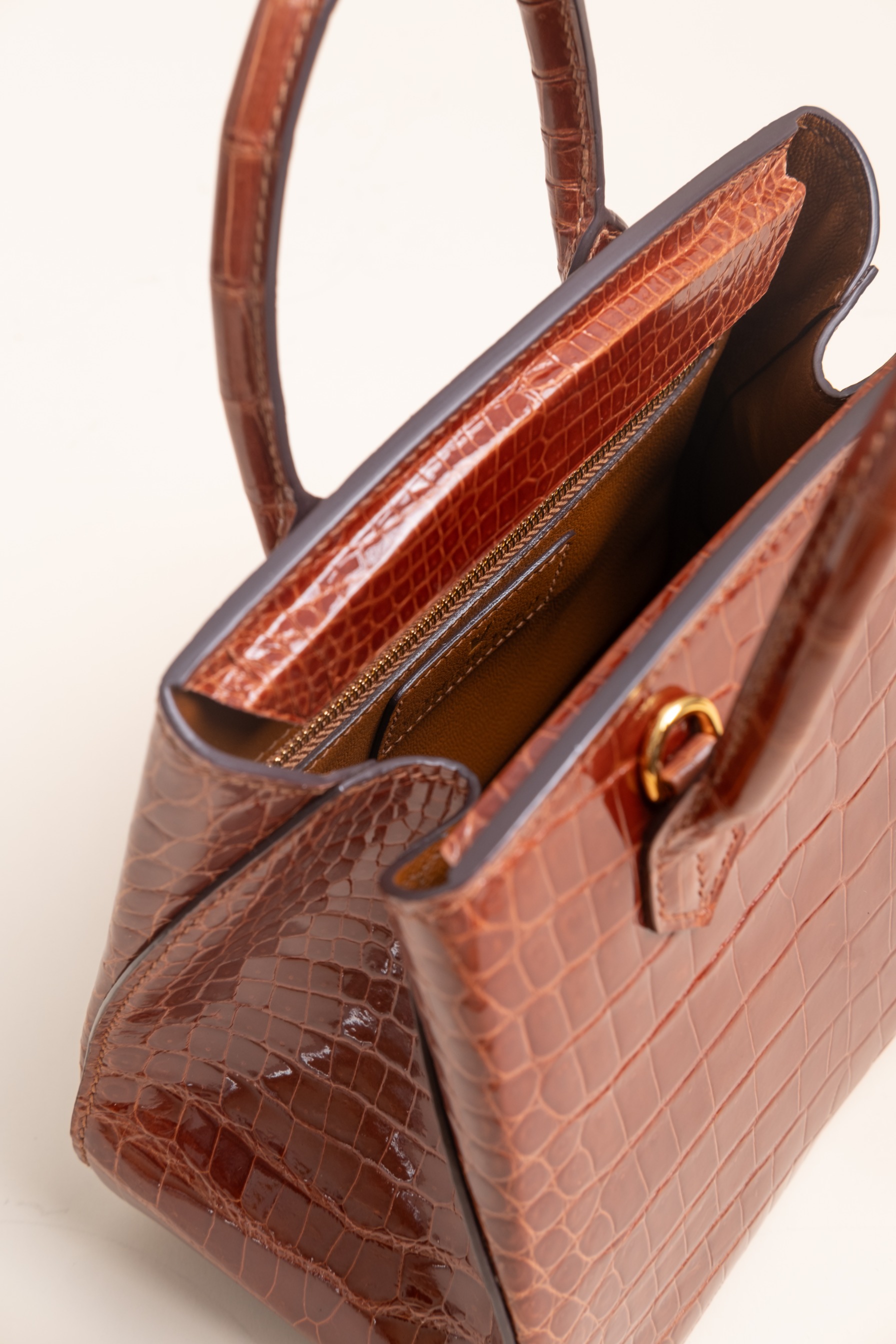 GIGI BAG EXOTIC CARAMEL PRE-ORDER (SHIPPING START DECEMBER 2025)