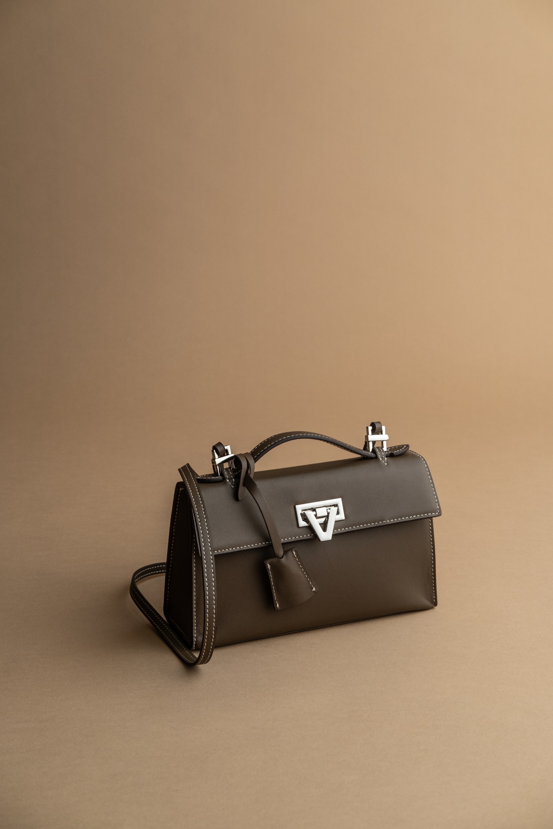 READY STOCK Heart Bag Taupe Swift Silver Buckle