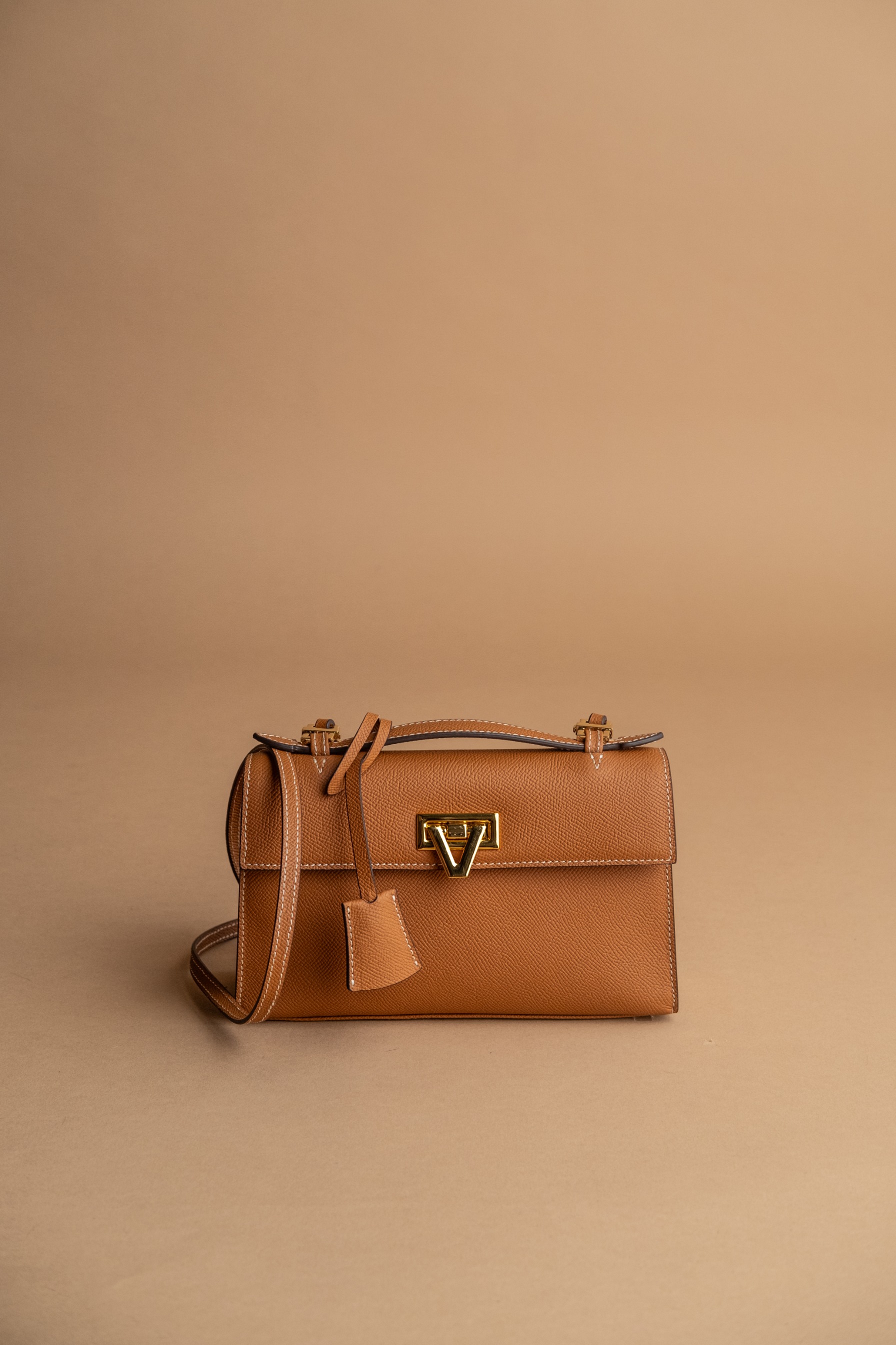 PO Heart Bag Gold Epsom Gold Buckle Shipping Start December 2025 