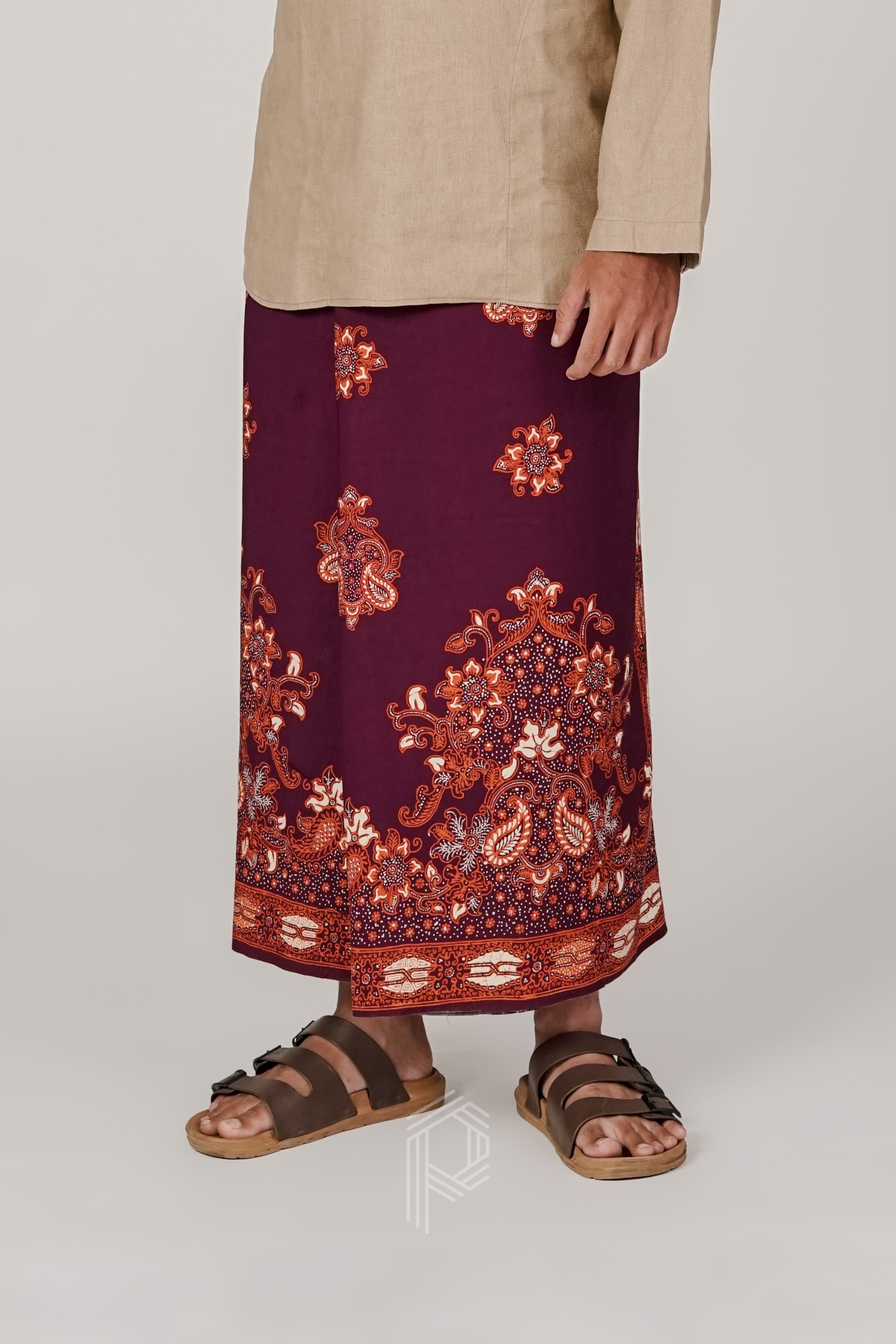 Sarung Kurusetra - Burgundy Terracotta