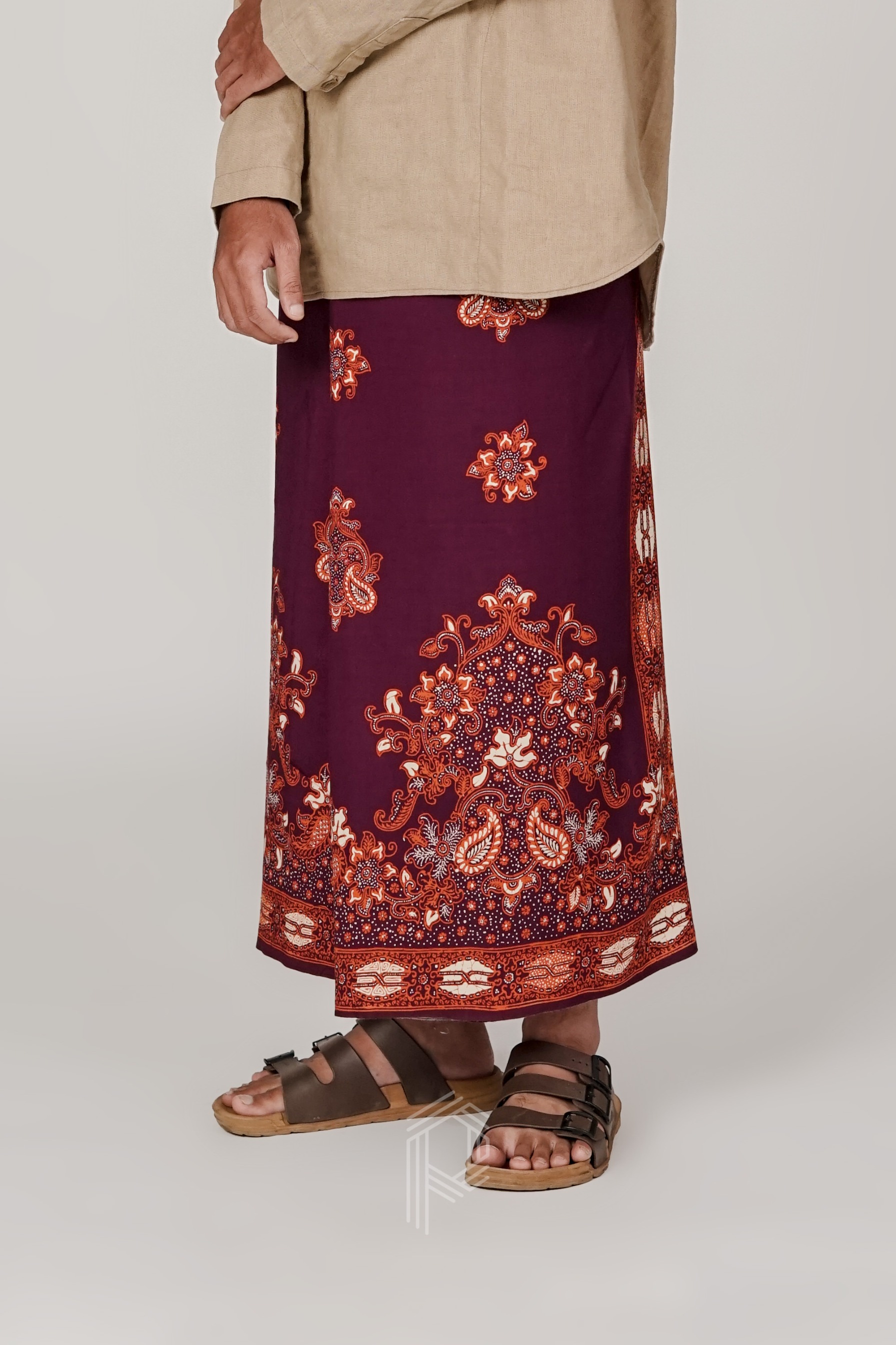 Sarung Kurusetra - Burgundy Terracotta