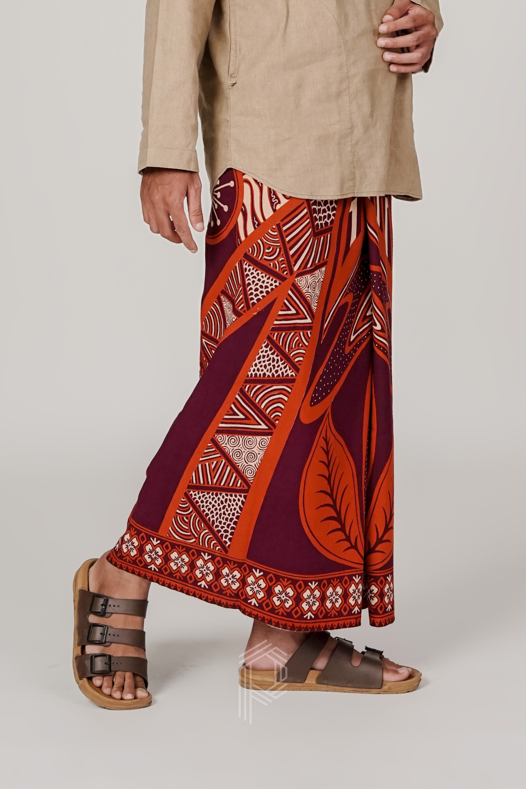 Sarung Linangkung - Burgundy Terracotta