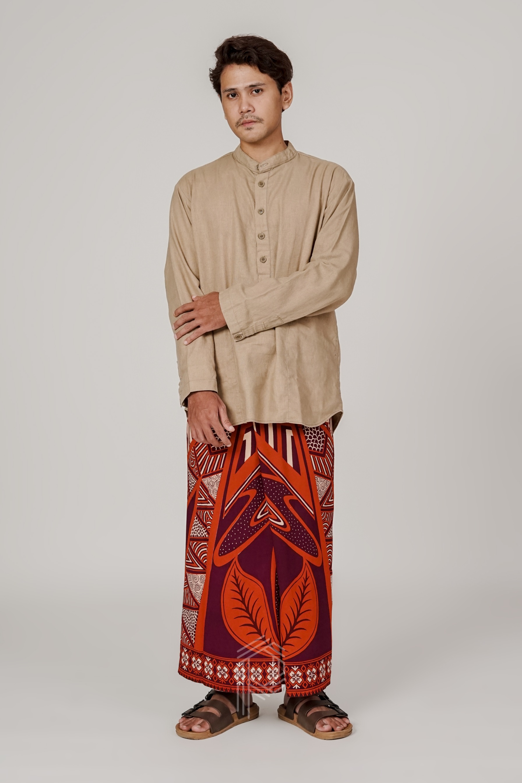 Sarung Linangkung - Burgundy Terracotta