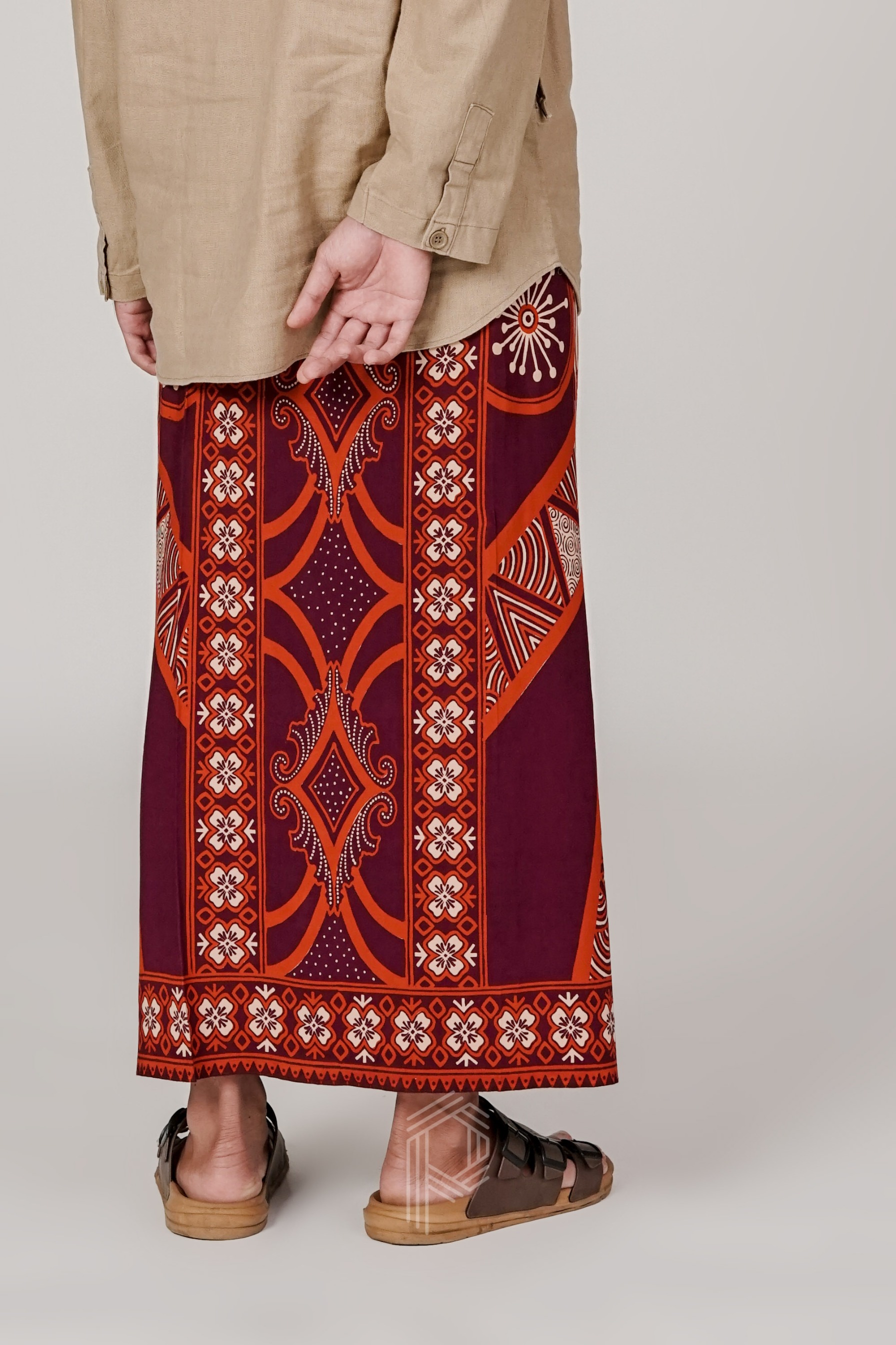 Sarung Linangkung - Burgundy Terracotta