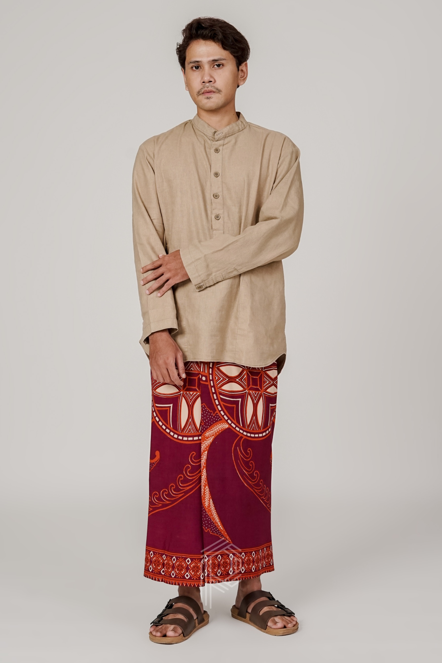 Sarung Kenduren - Burgundy Terracotta