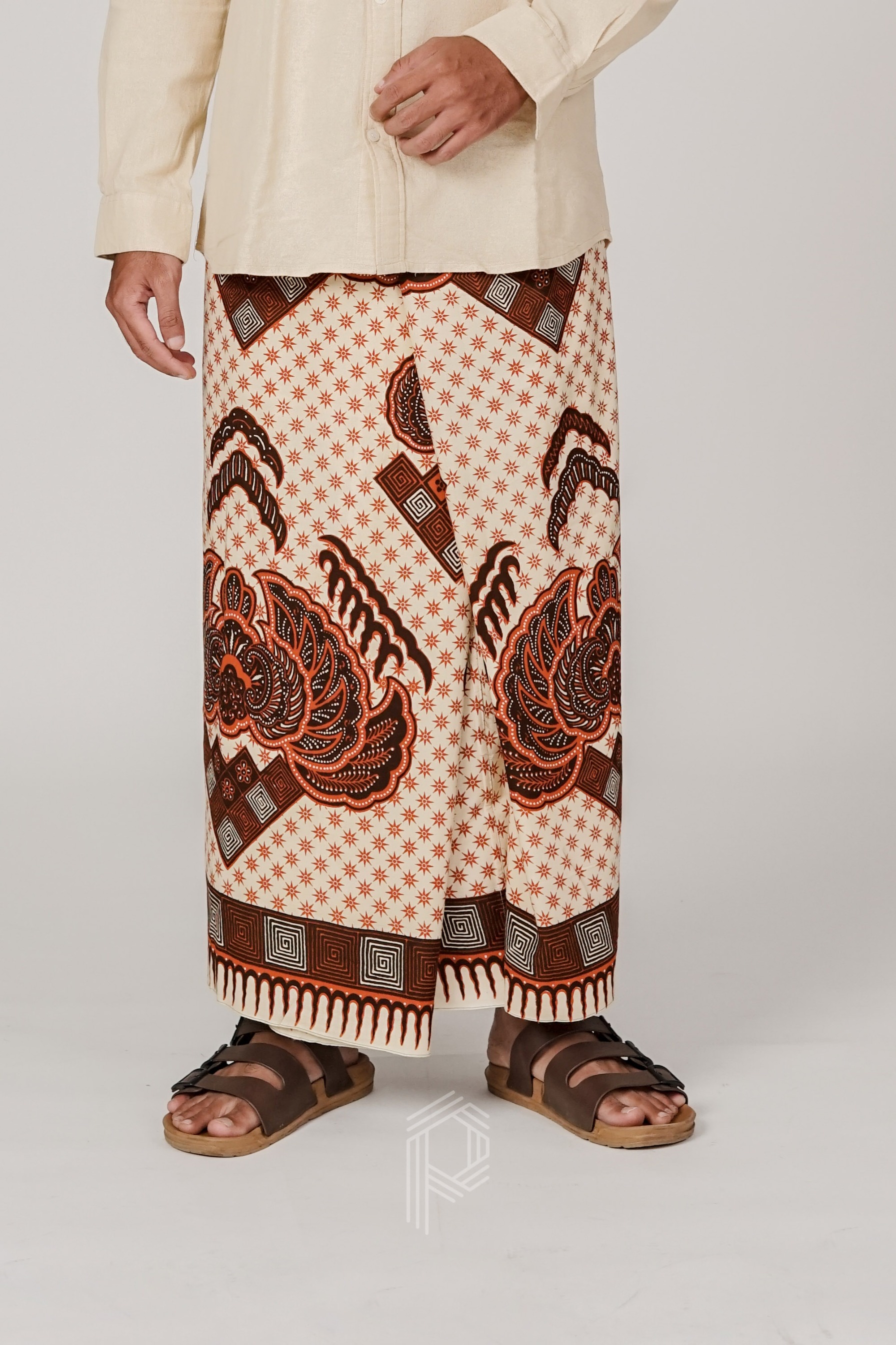 Sarung Pranacitra - Ivory Brown