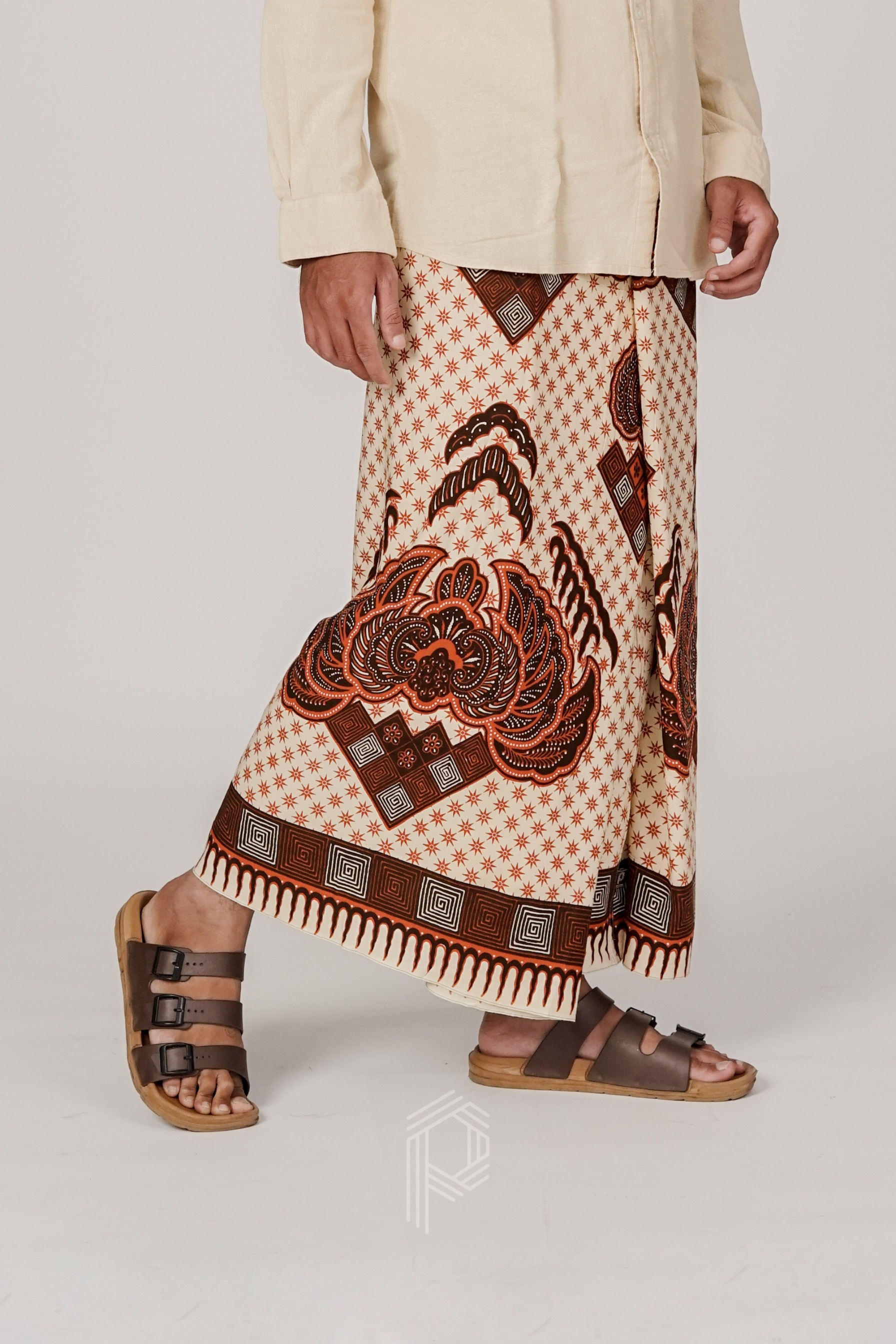Sarung Pranacitra - Ivory Brown