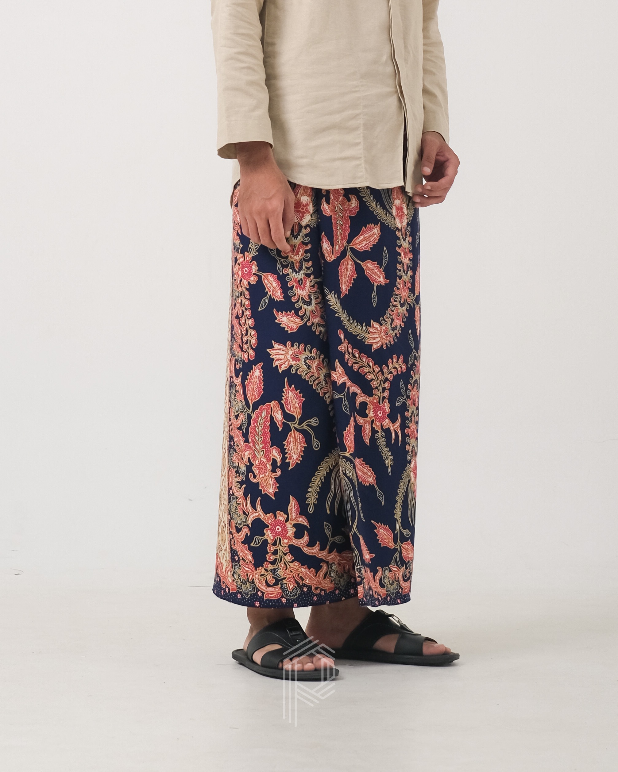Sarung Bayan - Biru Soga Merah