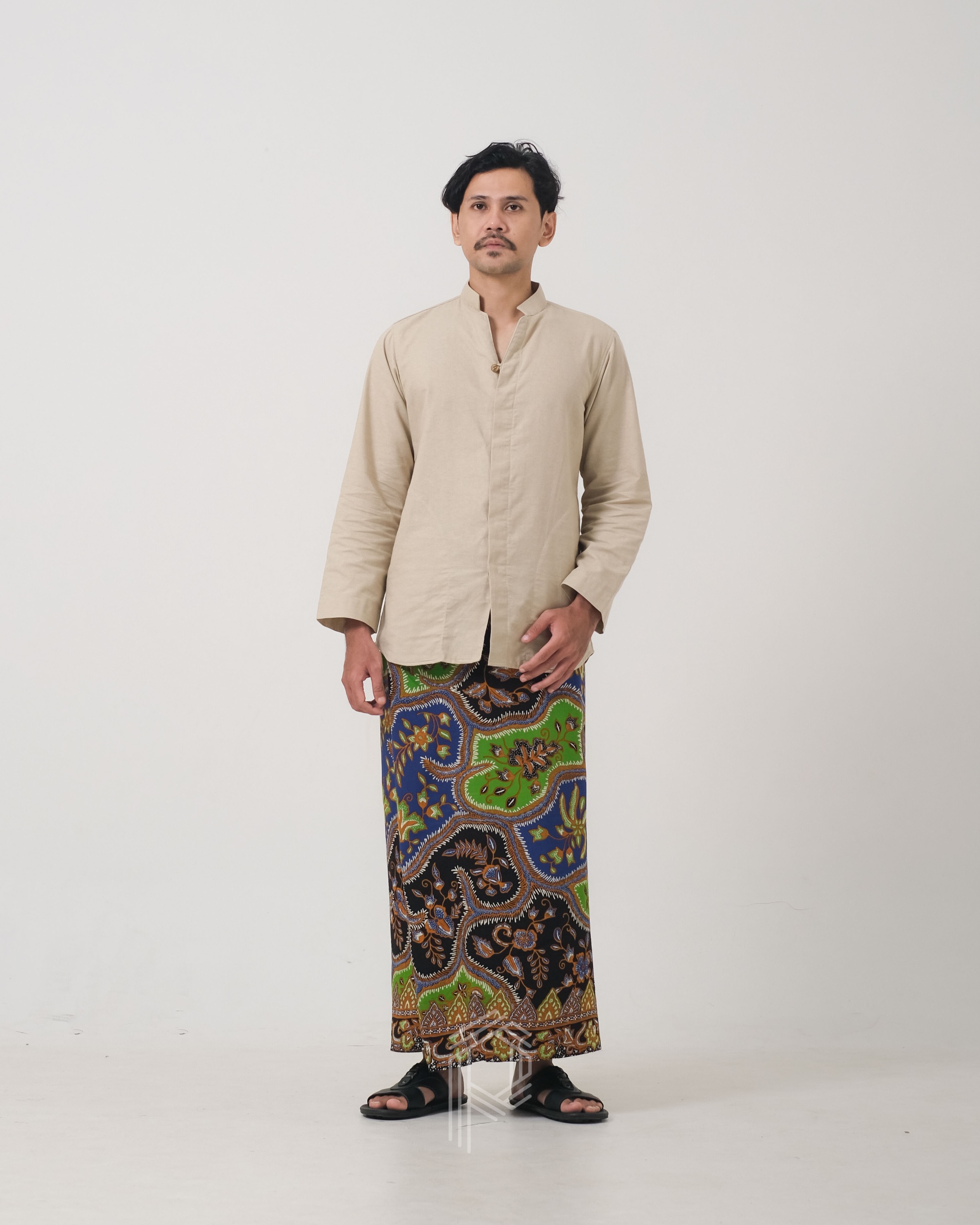 Sarung Satyagraha - Hitam Hijau