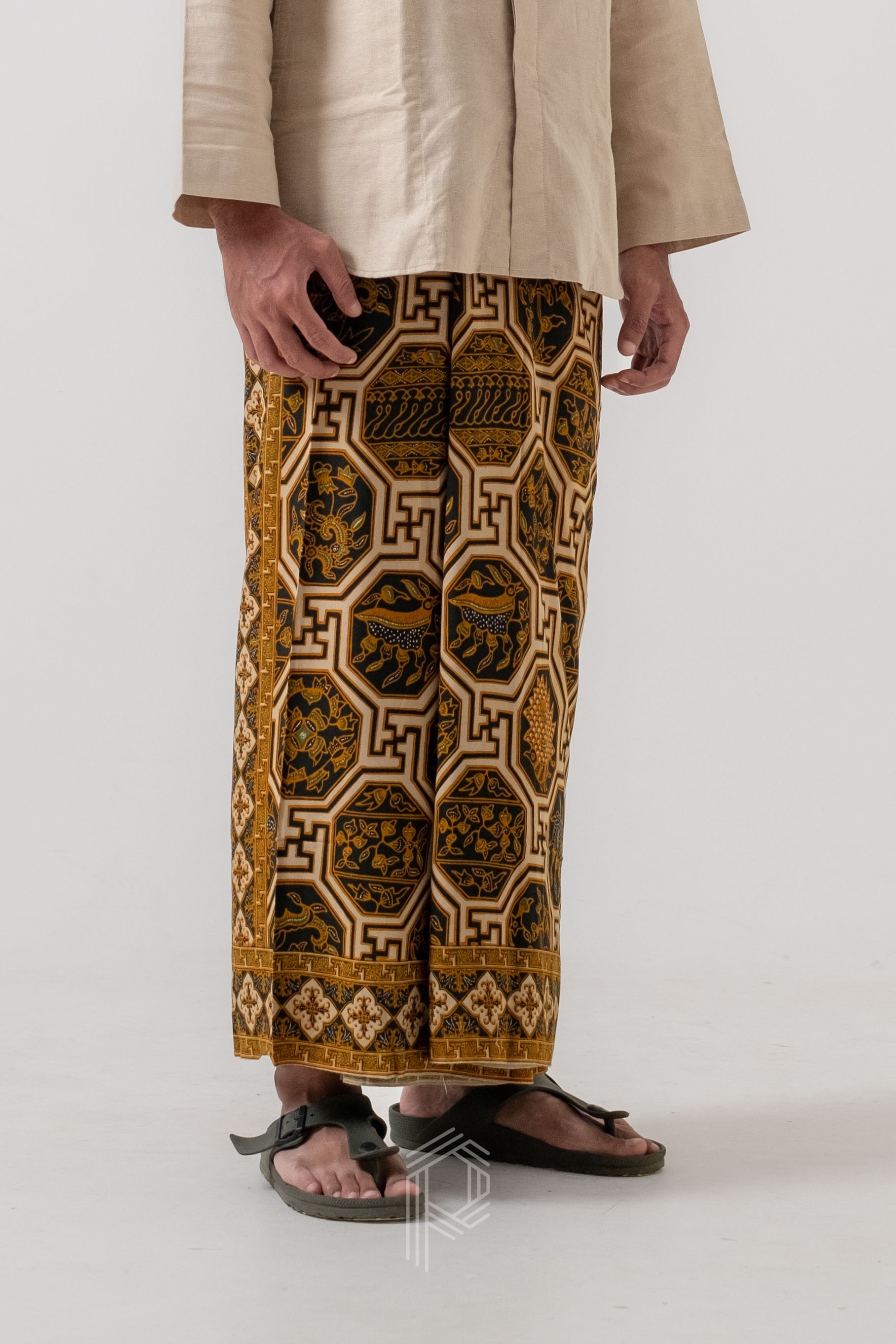 Sarung Dewananda - Jingga Klasik