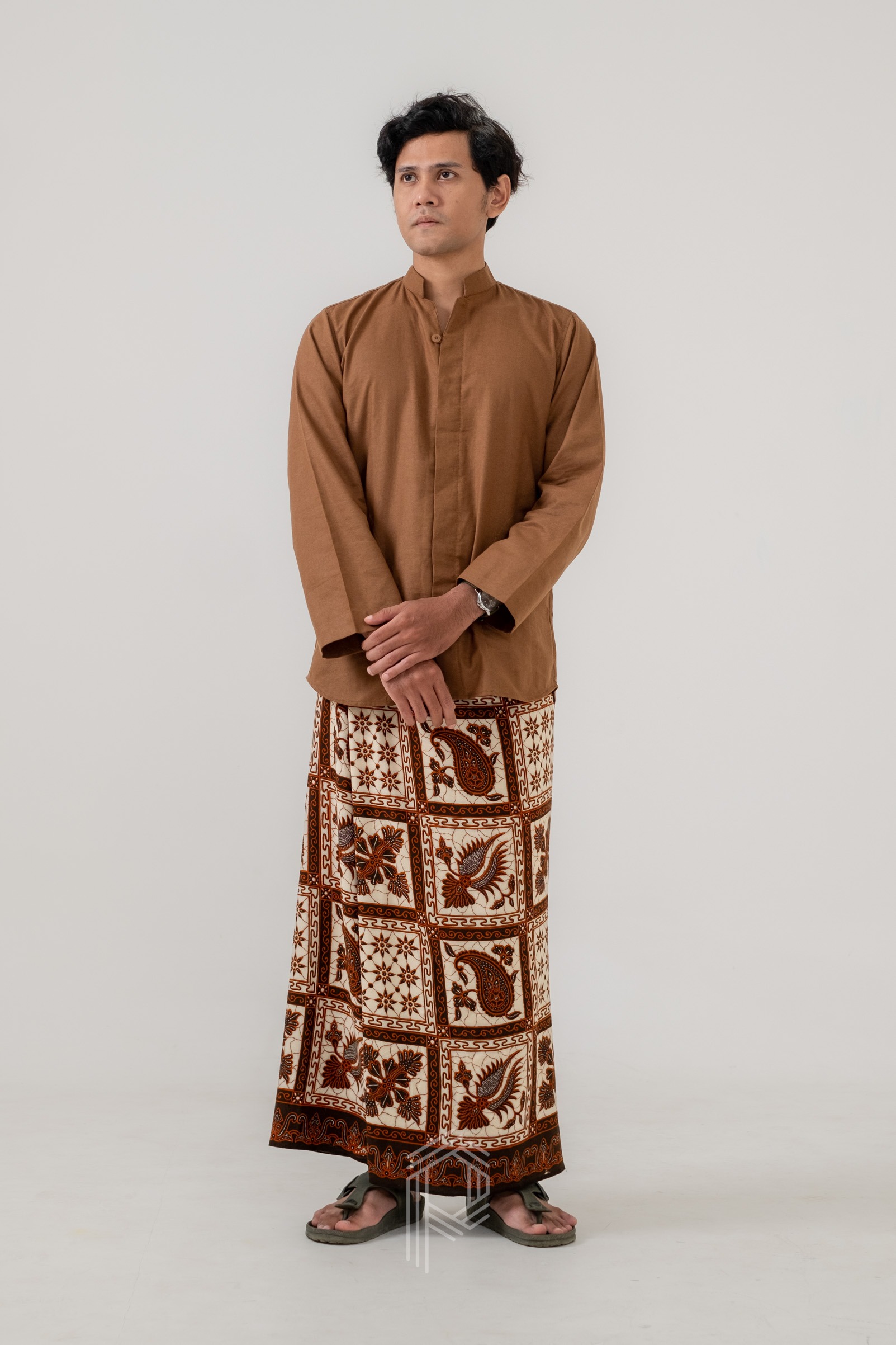 Sarung Mahatma - Coklat Soga