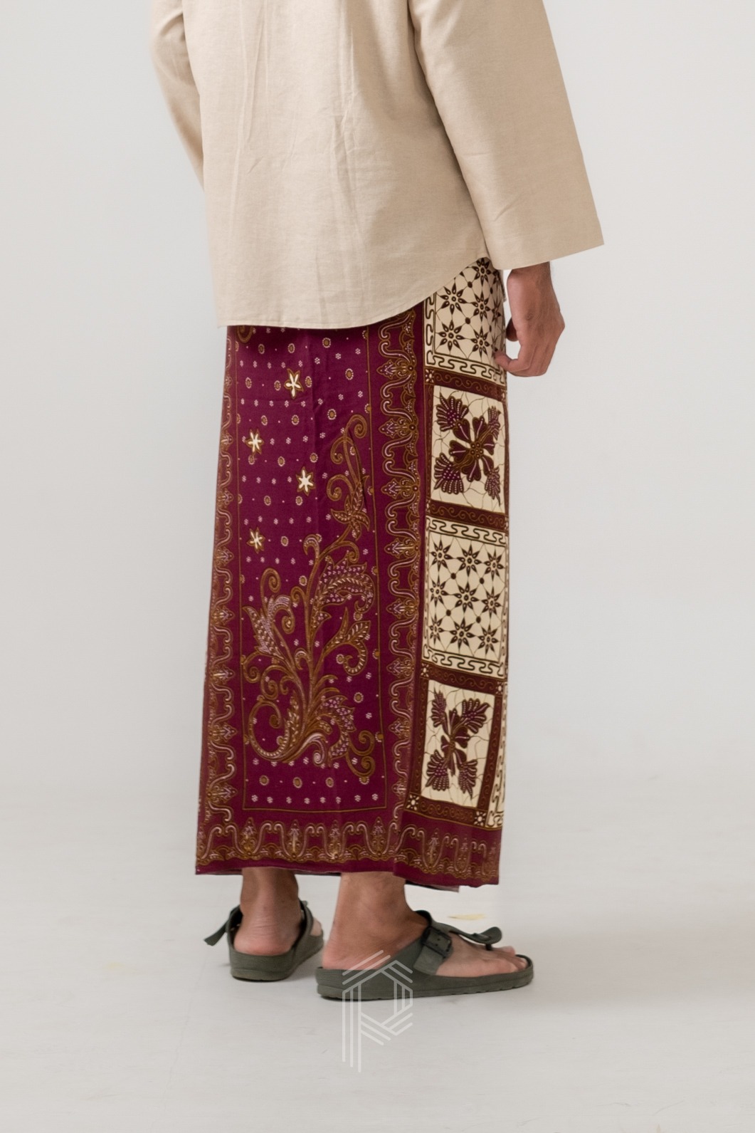 Sarung Mahatma - Burgundi Soga