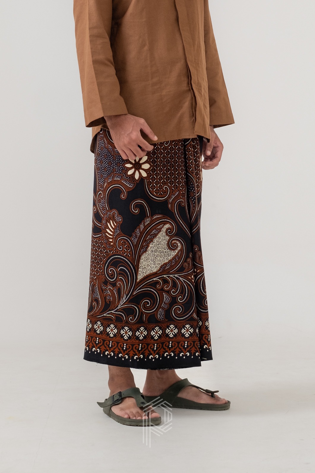 Sarung Lampahan - Coklat