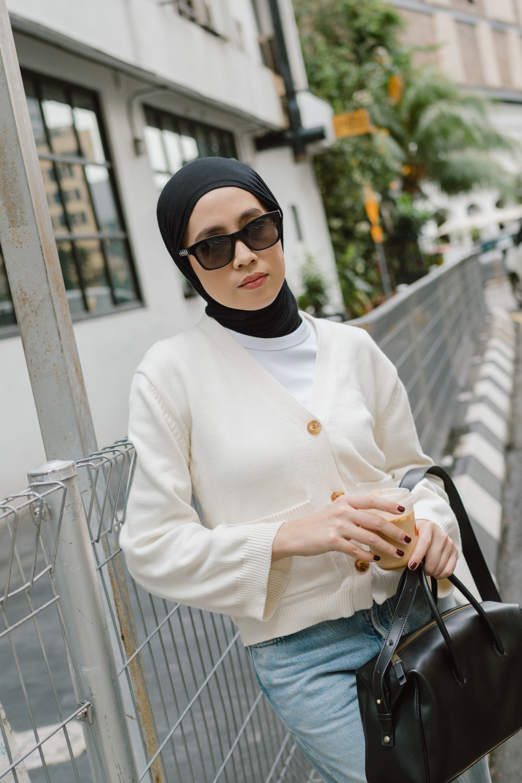 Elle Cardigan - White