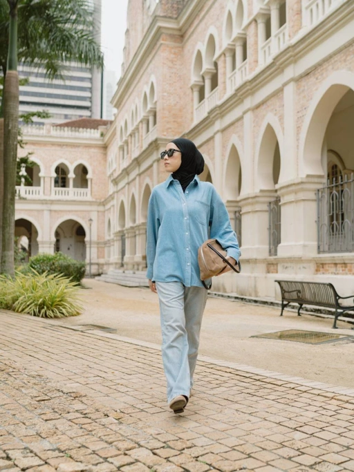 Image of KREM Elle Denim Shirt | Kemeja Denim Wanita Premium Cotton