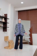 Kemeja Riyanti