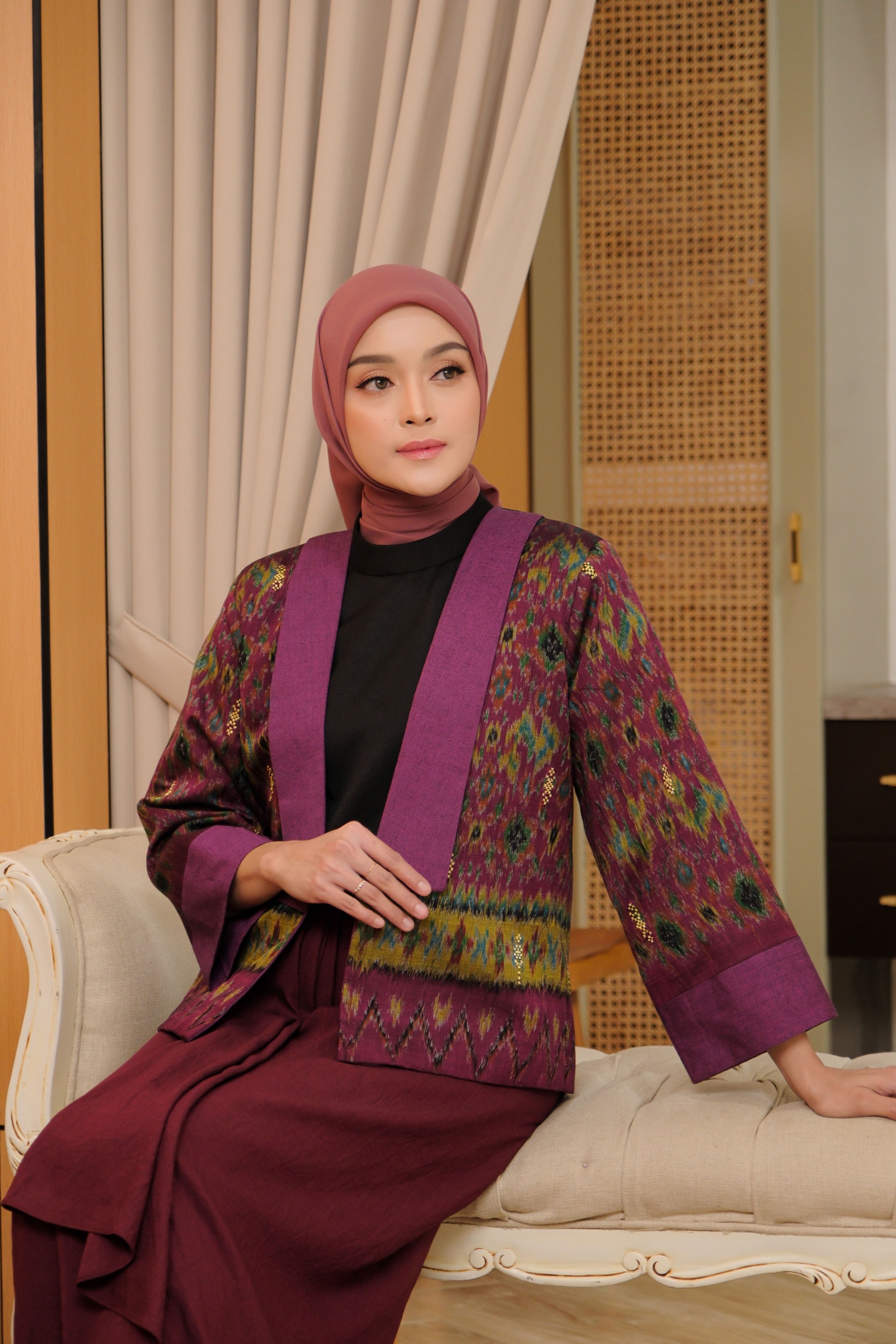 Blazer Sarina